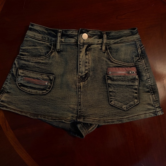 SHEIN Pants - Women’s Denim Skort/Shorts size XS